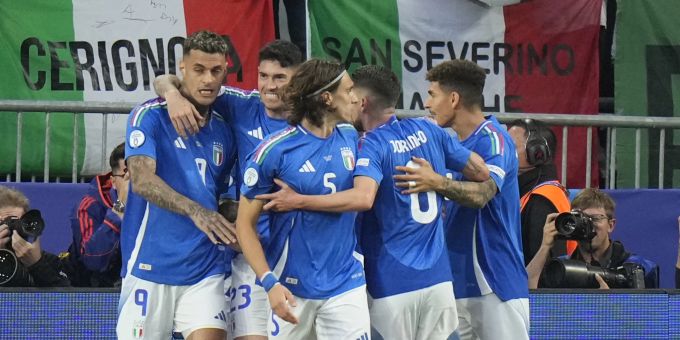 Trotz Blitz-Gegentor - EM-Titelträger Italien schlägt Albanien mit 2:1