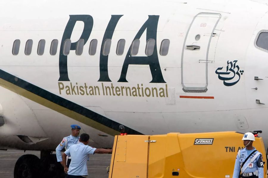 Flugzeugabsturz in Pakistan