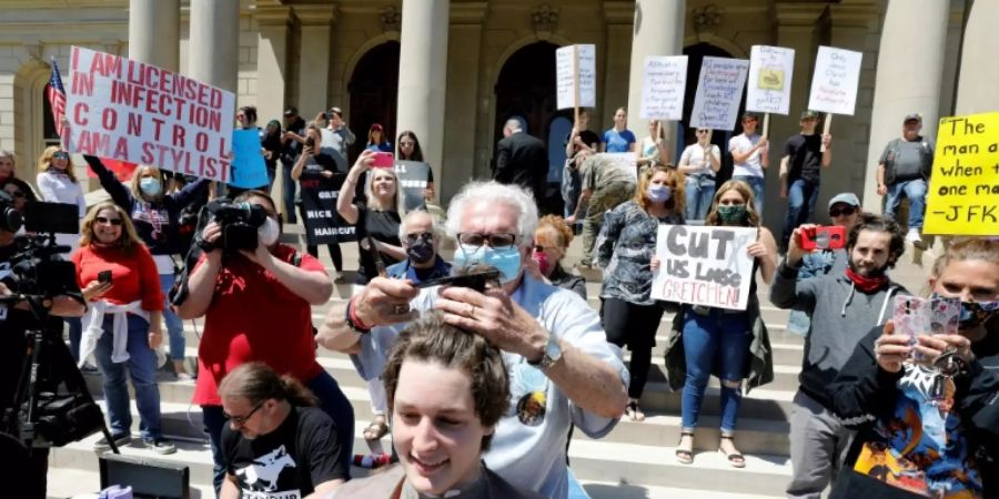 Haarschnitt-Protest in Michigan