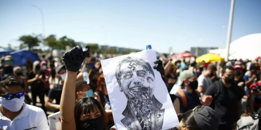 Protest gegen Bolsonaro in Brasília