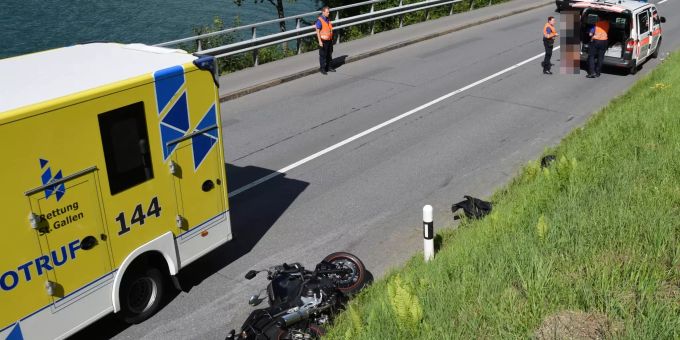 Selbstunfall mit Motorrad. Selbstunfall mit Motorrad