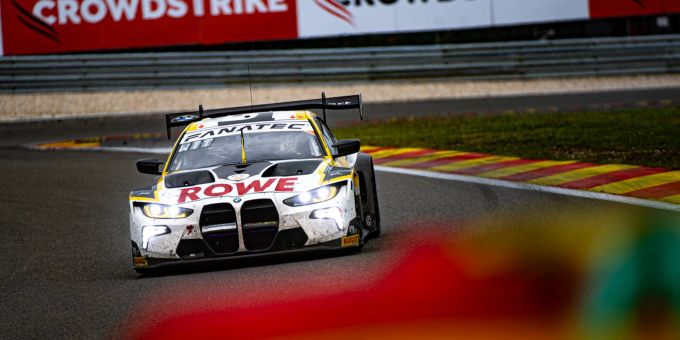 Der BMW mit der Startnummer 98 bei den 24 Stunden von Spa-Francorchamps. BMW Spa-Francorchamps