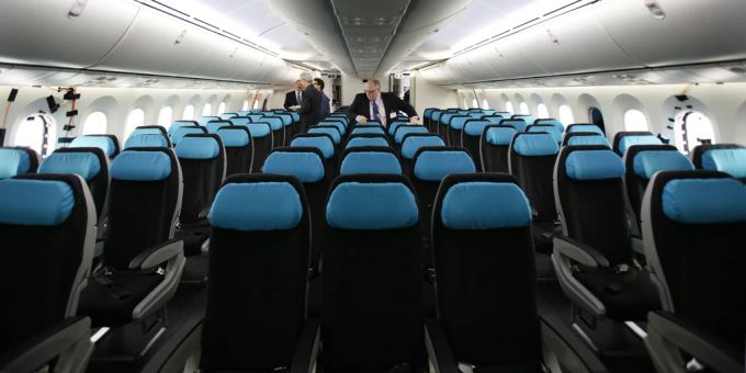 Leere Flugzeugsitze. (Symbolbild) Flugzeugsitze