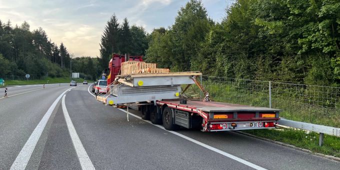 Rapperswil-Jona SG: Ladung umgekippt. Rapperswil-Jona SG