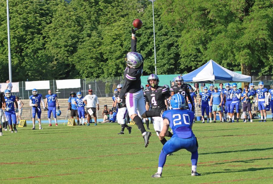 Mit dem Sieg gegen Thun geniessen die Renegades im Playoff-Halbfinal Heimrecht.