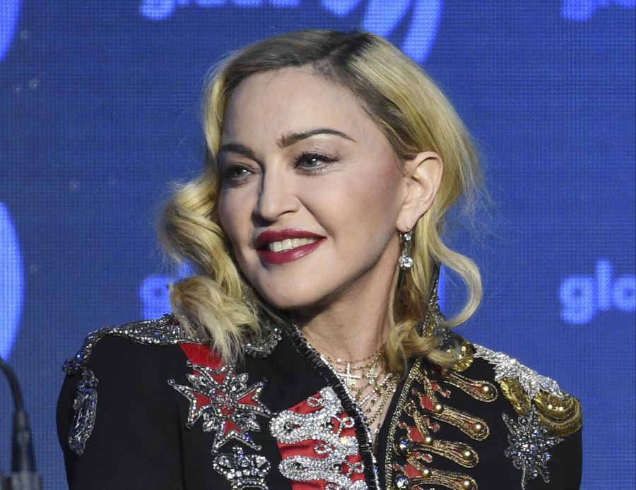 Madonna-Postpones-Celebration-Tour-Health