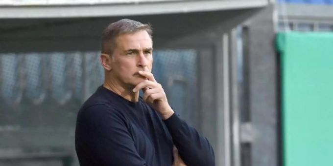 Sieht sein Team bei der U21-EM nicht in der Favoritenrolle: DFB-Coach Stefan Kuntz. Foto: Arne Dedert/dpa Stefan Kuntz