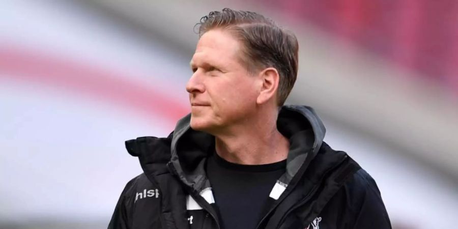 Hat mit dem 2:2 gegen den BVB wieder ein persönliches «Endspiel» hinter sich: Kölns Trainer Markus Gisdol. Foto: Marius Becker/dpa-Pool/dpa