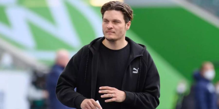 Die Amtszeit von Edin Terzic als BVB-Cheftrainer endet im Sommer. Foto: Swen Pförtner/dpa