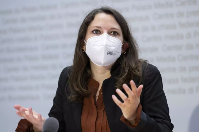 Mattea Meyer, Co-Präsidentin der SP, an einer Medienkonferenz zum Covid-19-Gesetz. Mattea Meyer