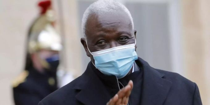 Malis Übergangspräsident Bah N'Daw wurde in ein Militärcamp gebracht. Bah N'Daw