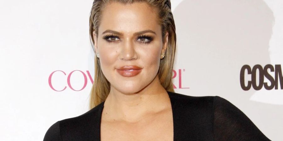 Khloé Kardashian auf dem roten Teppich.