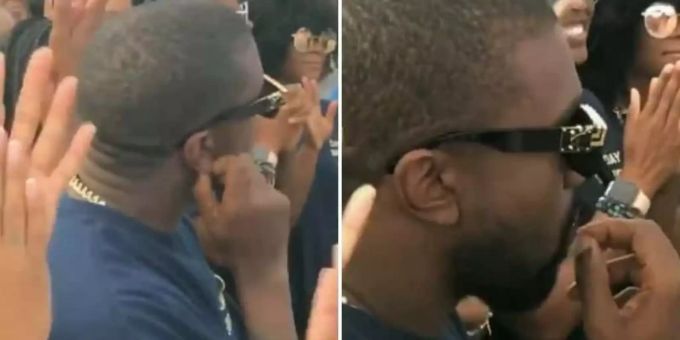 Kanye West vergangenen Sonntag an einem seiner Gottesdienste. Kanye west