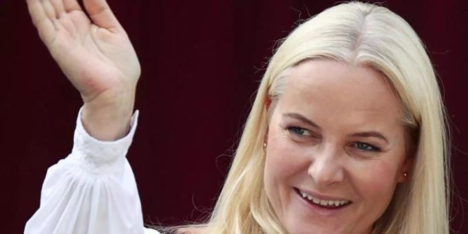 Kronprinzessin Mette-Marit will im Lese-Zug Schulkindern norwegische Kinder- und Jugendliteratur nahebringen. Mette-Marit