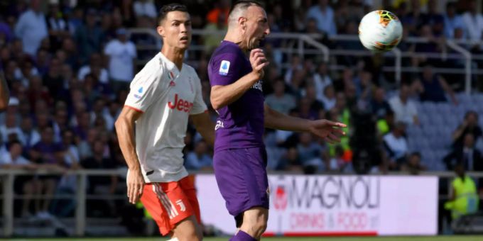 Gipfelduell in Florenz: Franck Ribéry (rechts) gegen Cristiano Ronaldo Gipfelduell in Florenz: Franck Ribéry (rechts) gegen Cristiano Ronaldo
