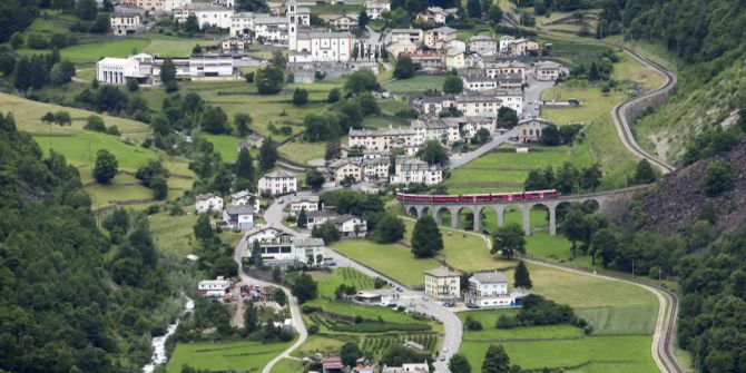 Die Ortschaft Brusio im Kanton Graubünden.