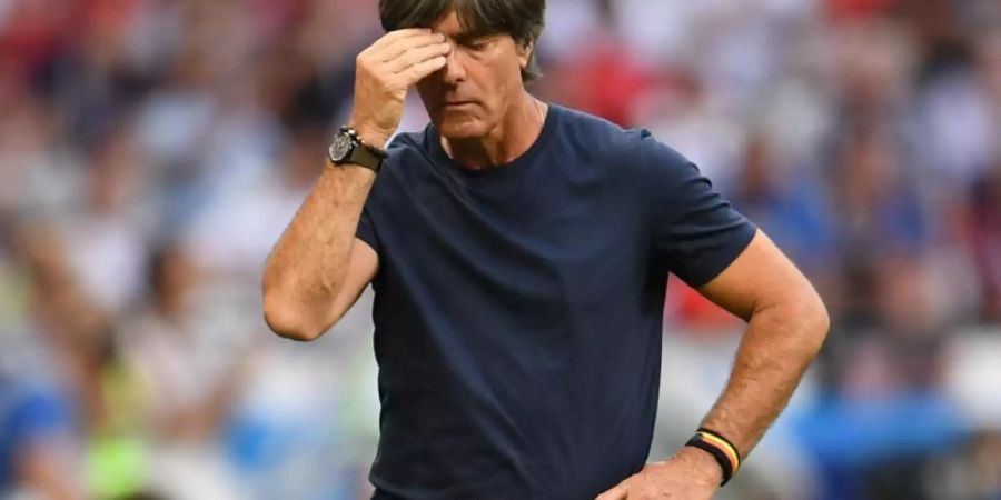 Fassungslos: Bundestrainer Joachim Löw nach dem WM-Aus in Russland. Foto: Andreas Gebert