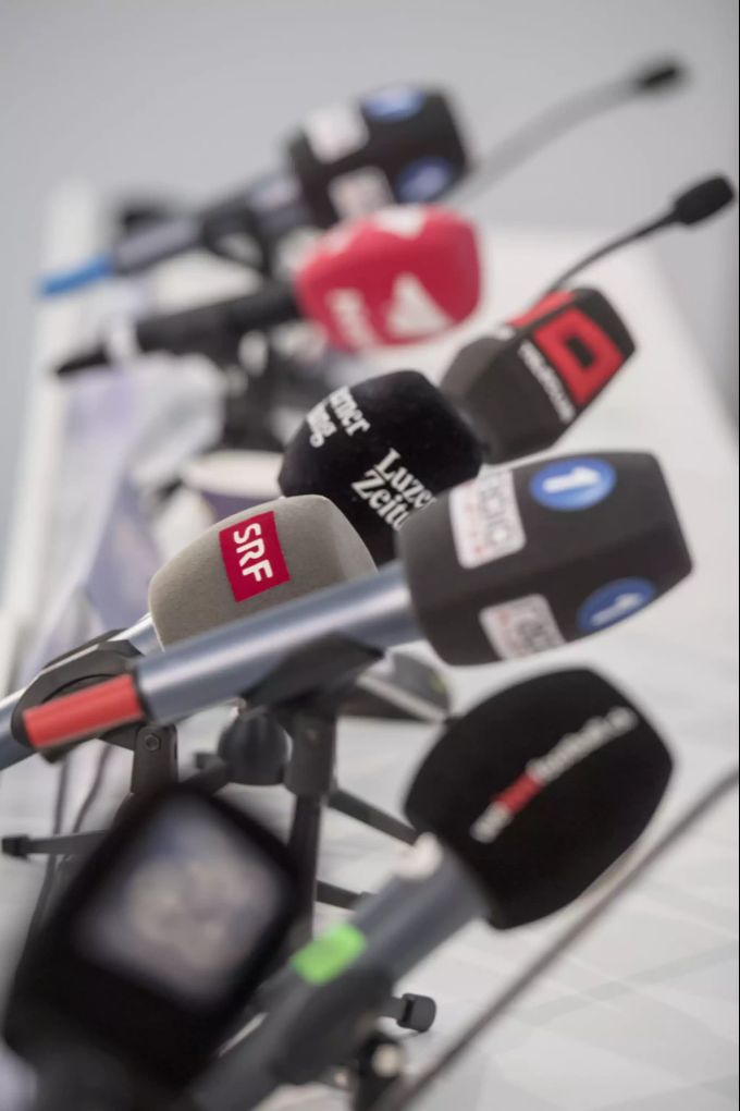 Ein politisches Amt ist heute mit viel Geduld und Zeit verbunden. Medien wollen alles und es sofort wissen. Demokratie