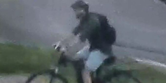 Dieses Foto des mutmasslichen Täters verbreitete die Polizei Dieses Foto des mutmasslichen Täters verbreitete die Polizei