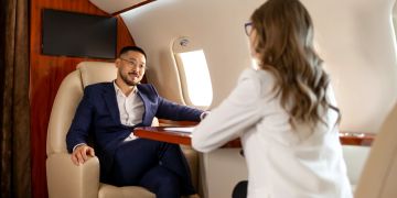 Mann und Frau, Privatjet, Business,