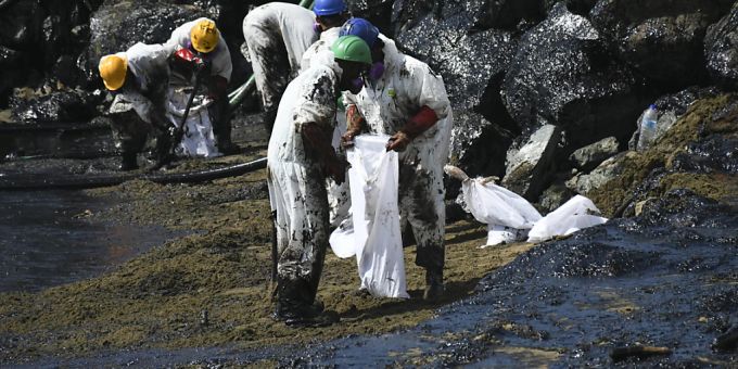 Trinidad und Tobago - Ölteppich weiterhin ausser Kontrolle