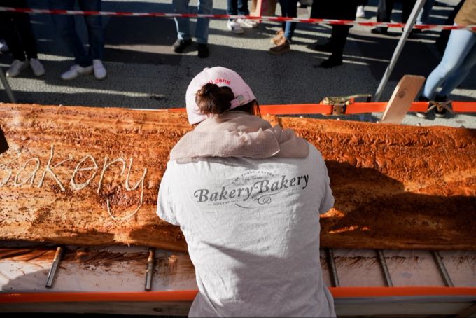 Die Herstellung des grössten veganen Pain au Chocolats der Welt war mit einem grossen Aufwand verbunden. Riesen Pain au Chocolat