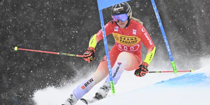 Lara Gut-Behrami im Einsatz beim Riesenslalom in Are (Schweden). Lara Gut-Behrami