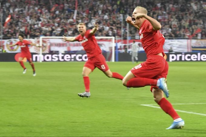 Der FCB blitzte bei Erling Haaland ab, der Norweger landete bei Red Bull Salzburg. Erling Haaland Salzburg FCB