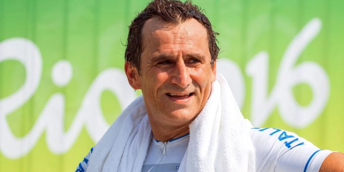 Alessandro Zanardi nahm auch 2016 an den Paralympischen Spielen in Rio teil. Alessandro Zanardi nahm auch 2016 an den Paralympischen Spielen in Rio teil.