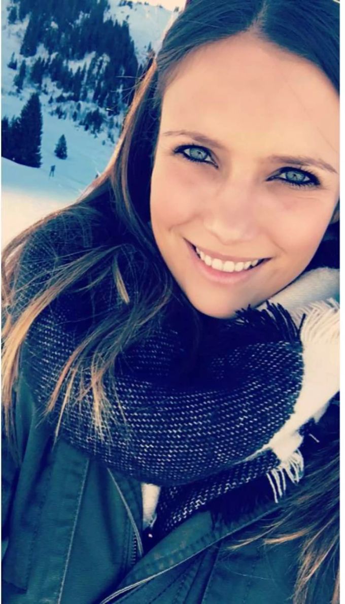 Tatjana (23, SG) : Sachbearbeiterin, Team-Aerobic