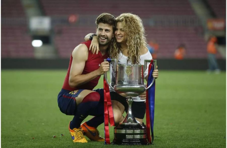 Seit 2010 ist Shakira mit dem spanischen Fussballspieler Gerard Piqué liiert. Die beiden haben zwei Söhne.