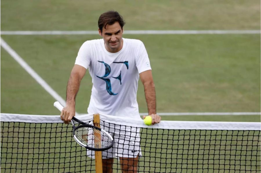 Unser Tennisheld trifft die letzten Vorbereitungen für Wimbledon.