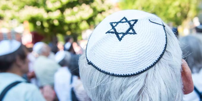 Bonn (D) - Antisemitischer Angriff mit peinlicher Verwechslung