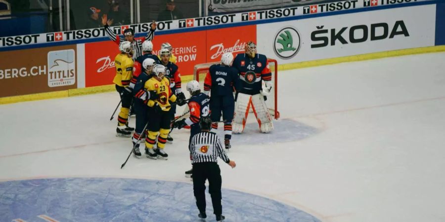 Der SC Bern im Einsatz in Schweden.