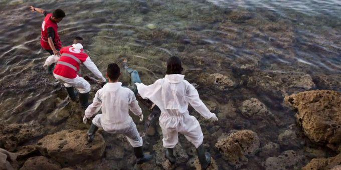 Mindestens 25 Tote - Schiffbruch vor Küste Libyens
