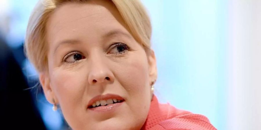 Giffey weist ein bewusstes Plagiat zurück: «Ich habe diese Arbeit nach bestem Wissen und Gewissen verfasst», sagt sie. Foto: Britta Pedersen