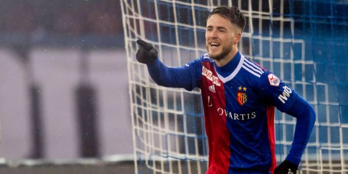 Ricky van Wolfswinkel ist bester Mann auf dem Platz. Ricky van Wolfswinkel jubelt über eines seiner Tore gegen GC.