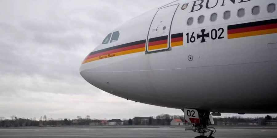 Wegen eines Defekts an der «Theodor Heuss» war Bundespräsident Frank-Walter Steinmeier erst am Mittwoch in Äthiopien kurzzeitig gestrandet. Foto: Britta Pedersen