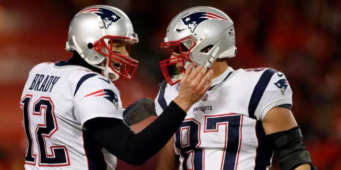 Tom Brady Rob Gronkowski.