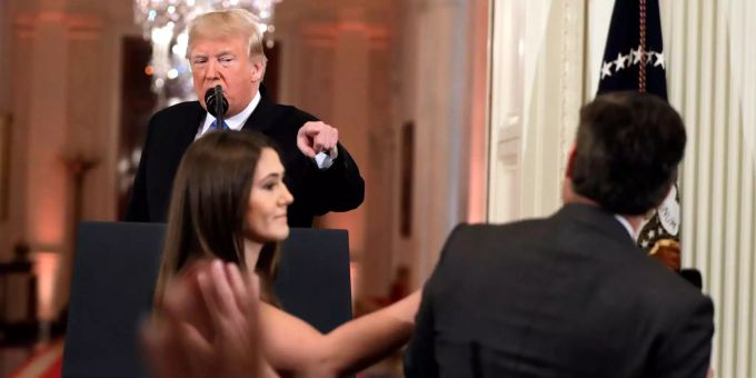 Jim Acosta - CNN verklagt Weisses Haus wegen Aussperrung von Reporter