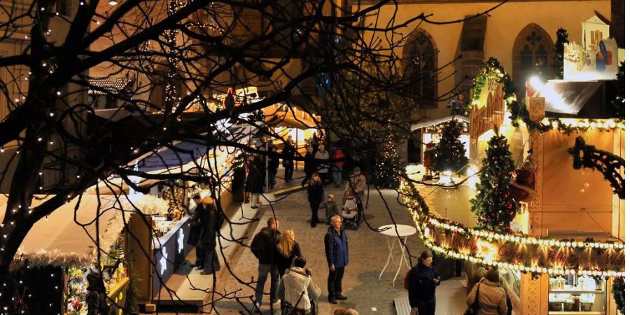 Der Weihnachtsmarkt in Basel.