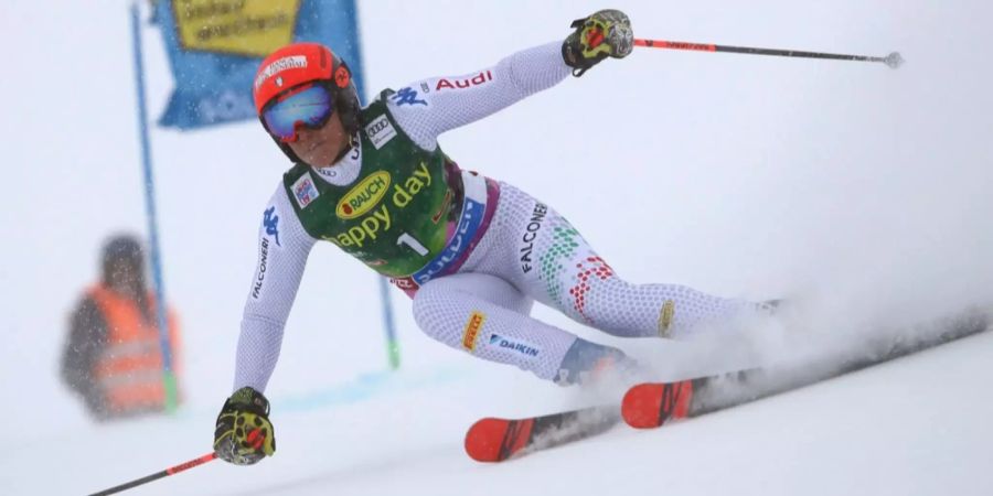 Federica Brignone beim Riesenslalom in Sölden.