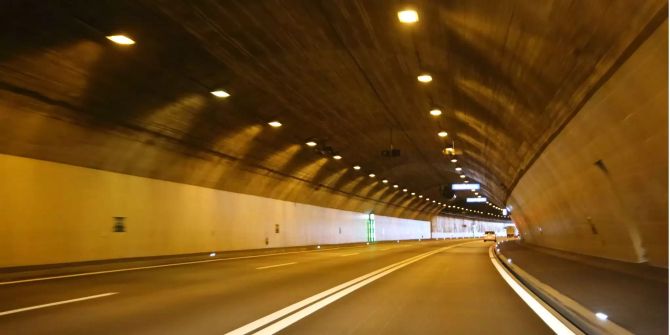 Tunnel