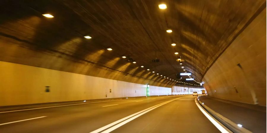 Tunnel