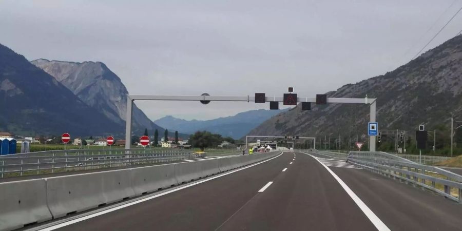 Im Wallis ist die erste Solarautobahn der Schweiz geplant. (Symbolbild)