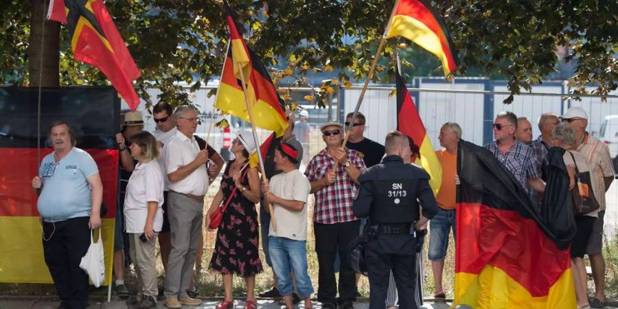 Demonstranten der Pegida in Dresden.