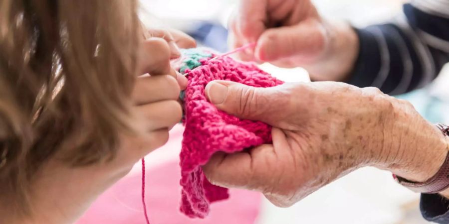 Werden die Kleinen im Kindergarten bald von Senioren betreut?