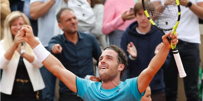 Ausdruck des Glücks: Marco Cecchinato schreibt ein Tennis-Märchen in Paris. Ausdruck des Glücks: Marco Cecchinato schreibt ein Tennis-Märchen in Paris.