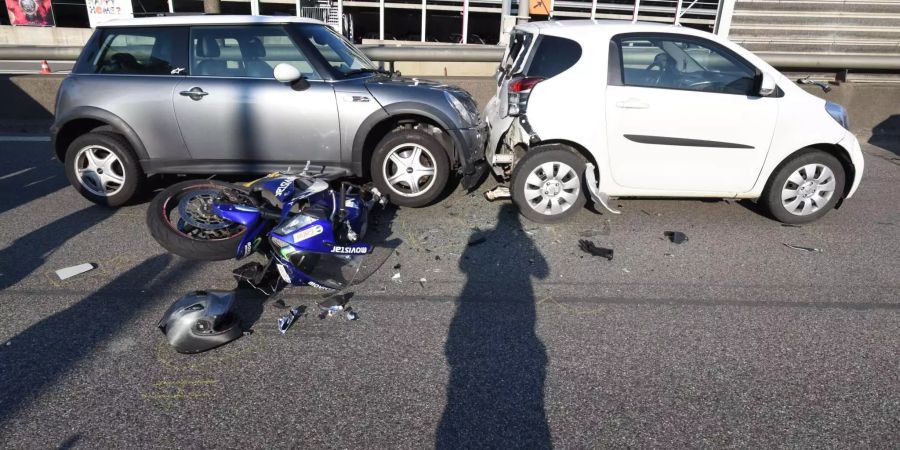 Auffahrkollision auf der Autobahn A2 in Basel-Stadt.