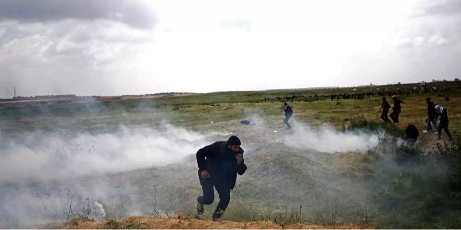 Israel warnte die Demonstranten zuvor, sich der Grenze zu nähern.